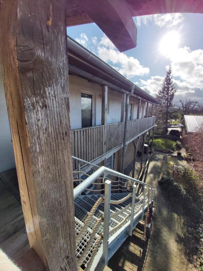 Pension & Restaurant "Alte Schule" Kluis ภายนอก รูปภาพ
